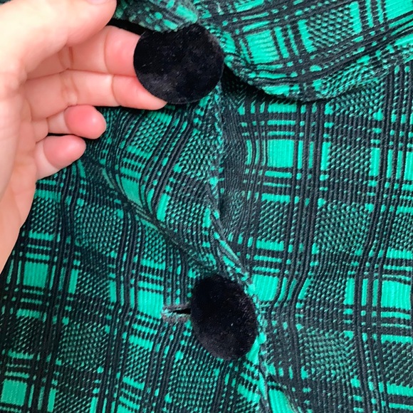 Handmade vintage green plaid corduroy poncho - Picture 3 of 7